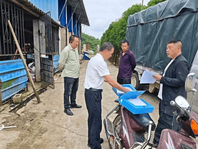 开阳县高寨乡:严把养殖源头关 护航群众增收路